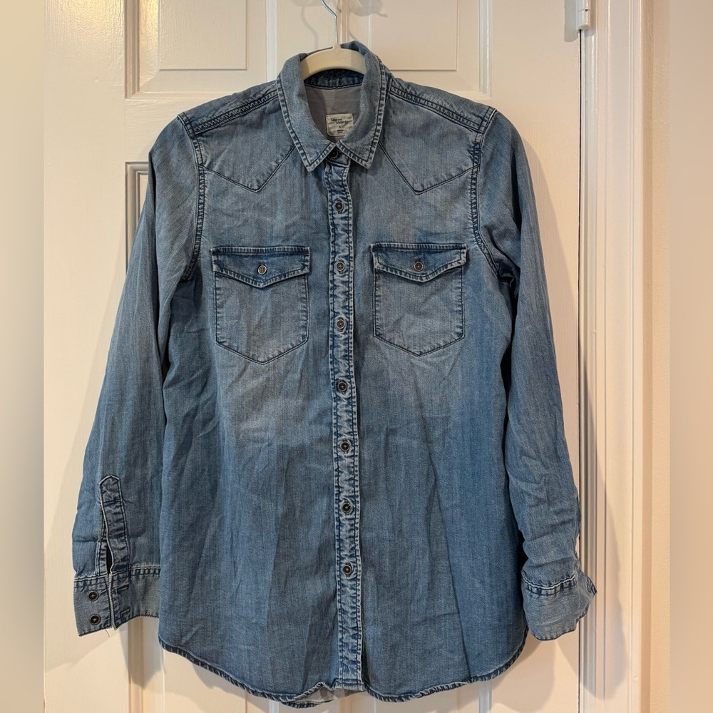GAP Maternity Denim Button Down